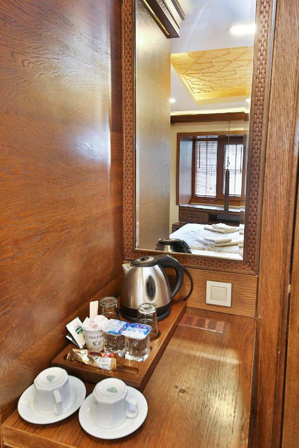 Kumluk Konak Hotel Istanbul Ngoại thất bức ảnh